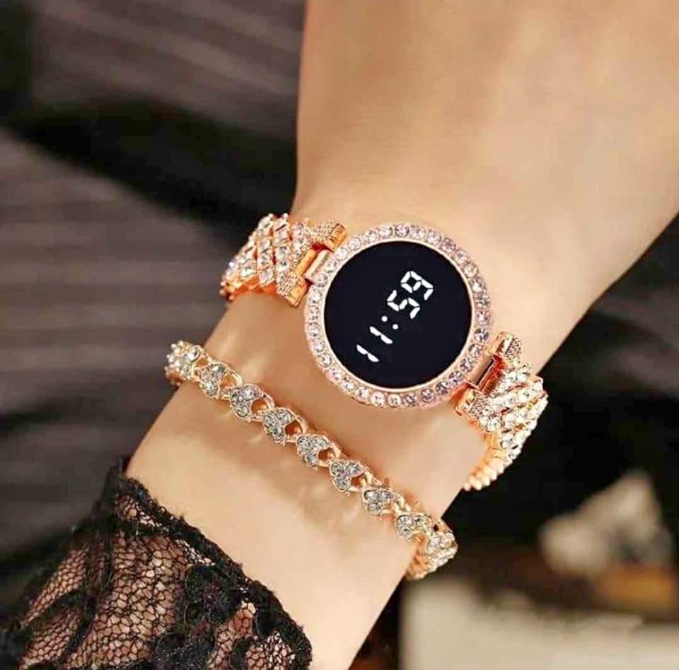 Women's Battery Operated, Water Resistant Watch