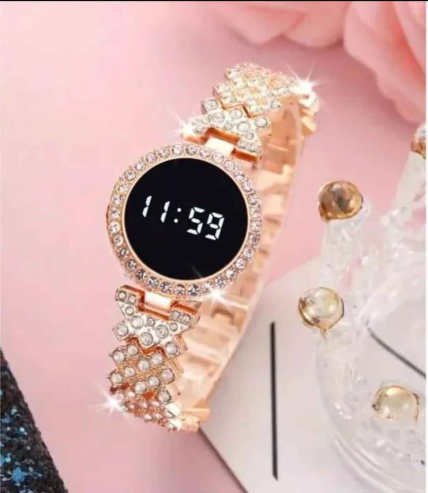 Women's Battery Operated, Water Resistant Watch