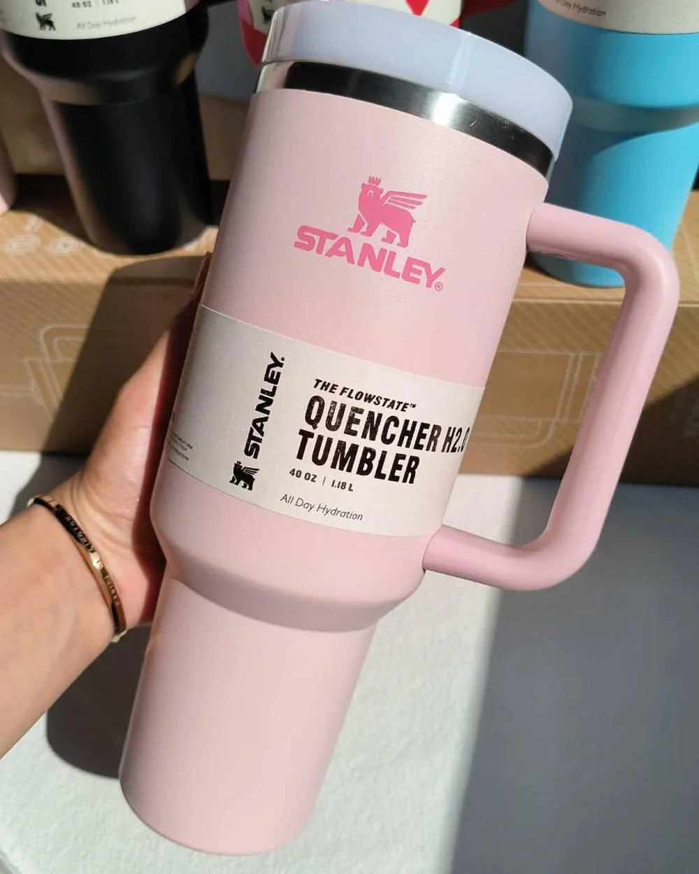 STANLEY Quencher H2.0 Tumbler with Handle and Straw